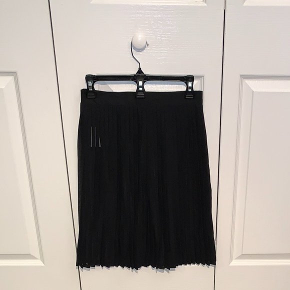 NWT American Apparel Black Chiffon Pleated Skirt S - Picture 4 of 8